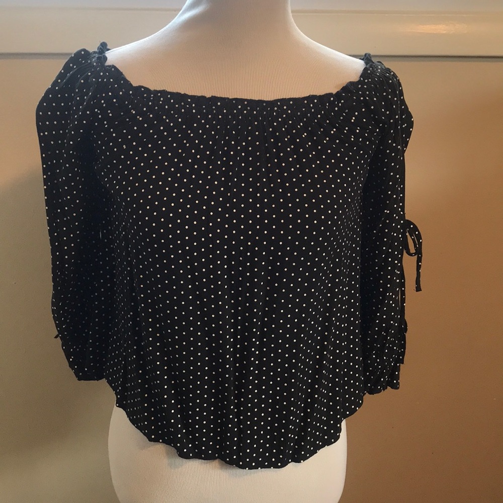 AEO off the shoulder polka dot blouse.  XS.  NWT